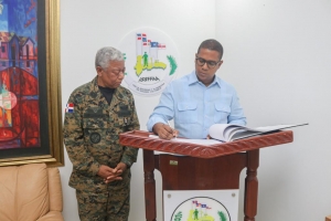 ISSFFAA recibe visita de Encargado de la Secretaría General del Gabinete del Presidente de la República Dominicana