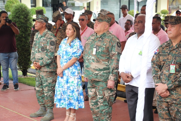 Inauguran Boulevard del Cine-Teatro del ISSFFAA