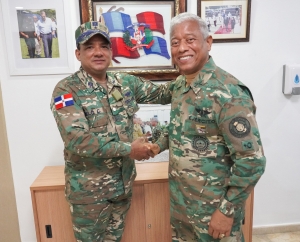 Director de Radioemisora Cultural La Voz de las Fuerzas Armadas, realizó una visita al Instituto de Seguridad Social de las Fuerzas Armadas (ISSFFAA)